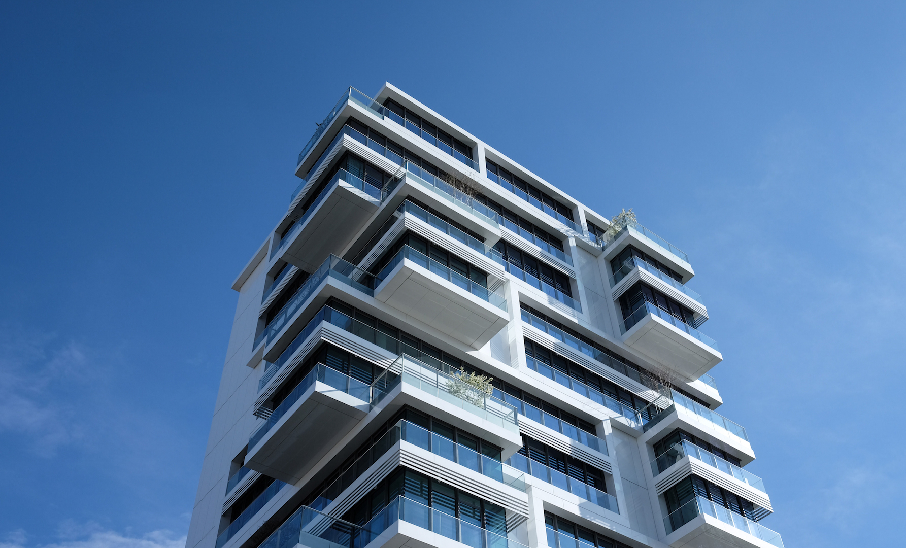 New Design Modern Apartment With Pool